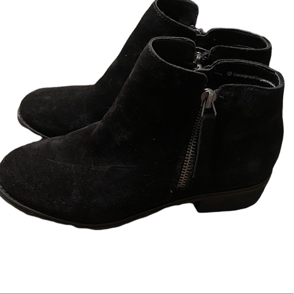 BLONDO BLACK SUEDE WATERPROOF ANKLE BOOTS SIDE ZIPS SIZE 6.5 $150 LIKE NEW BOOTS - Picture 3 of 16